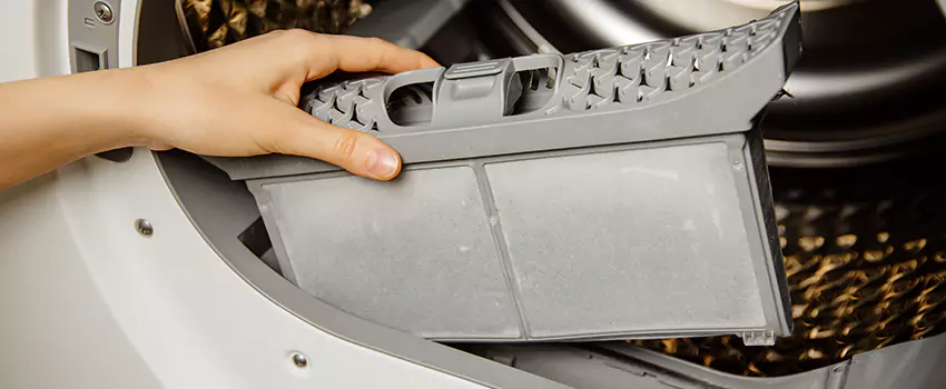 Signs Of A Clogged Dryer Lint Trap in Atlantic City, New Jersey